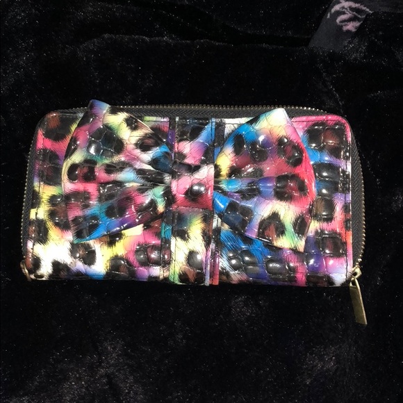 Handbags - Bow Wallet